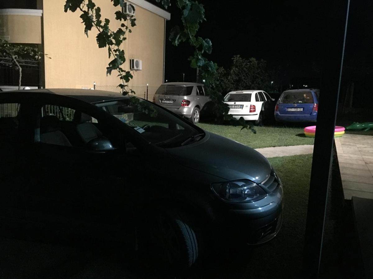 Vali Appartamento Ulcinj